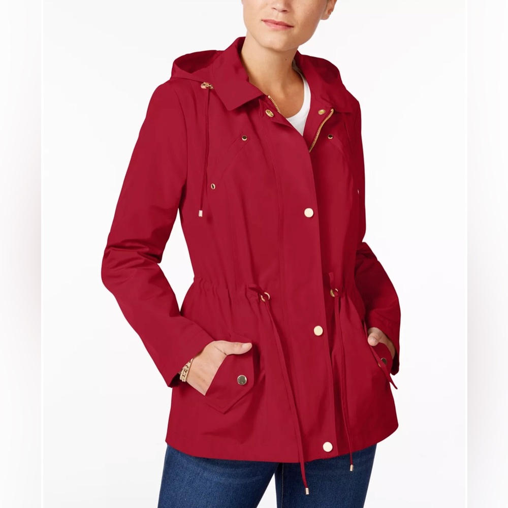 COPY - CHARTER CLUB
Petite Water-Resistant Hooded Anorak Jacket, Created for Ma…